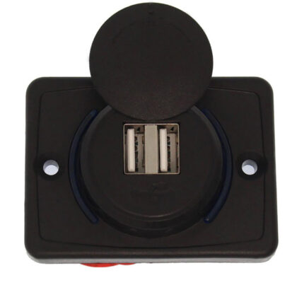 (15099) DVOSTRUKA USB UTICNICA 46076        